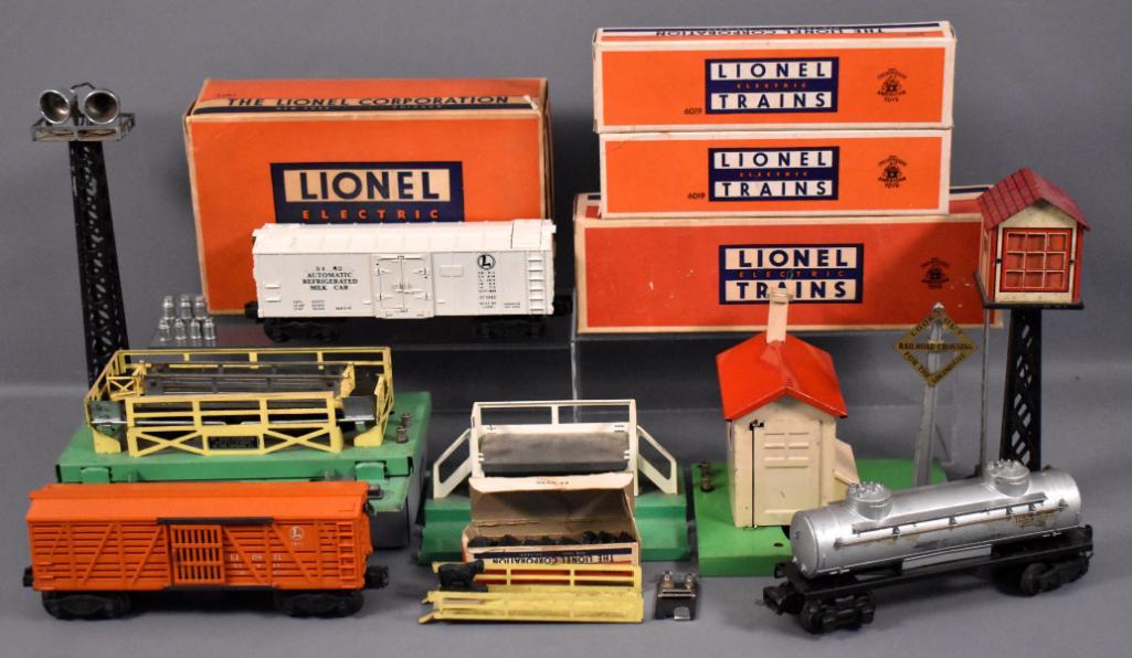 Group of Lionel and Marx postwar O trains and (1 of 3)