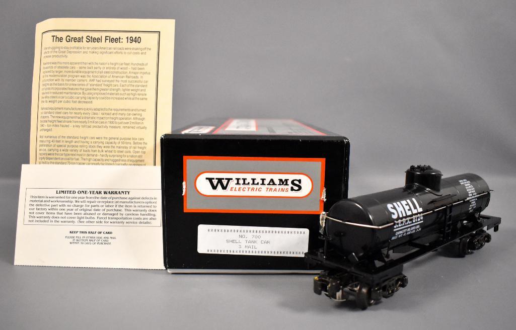 Williams Crown Edition 3-rail O gauge brass tank car in (1 of 8)