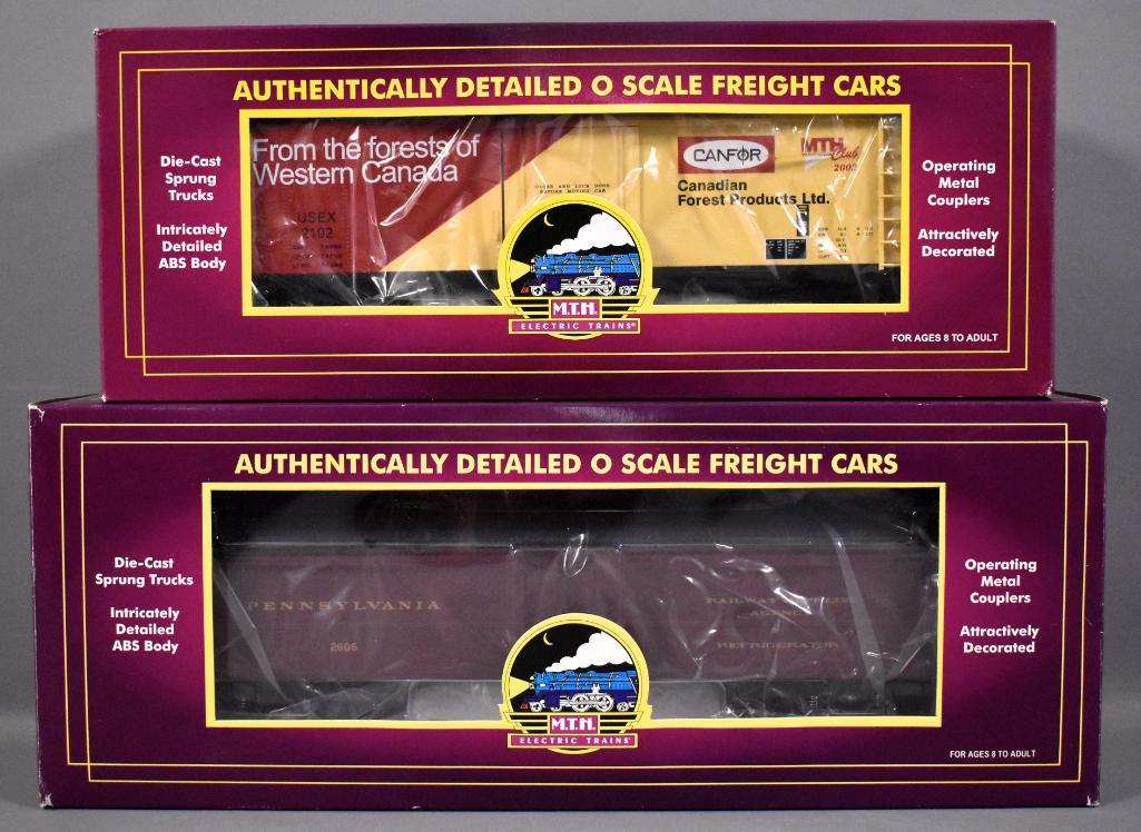 Two MTH Premier MTHRRC O gauge freight cars in original (1 of 3)