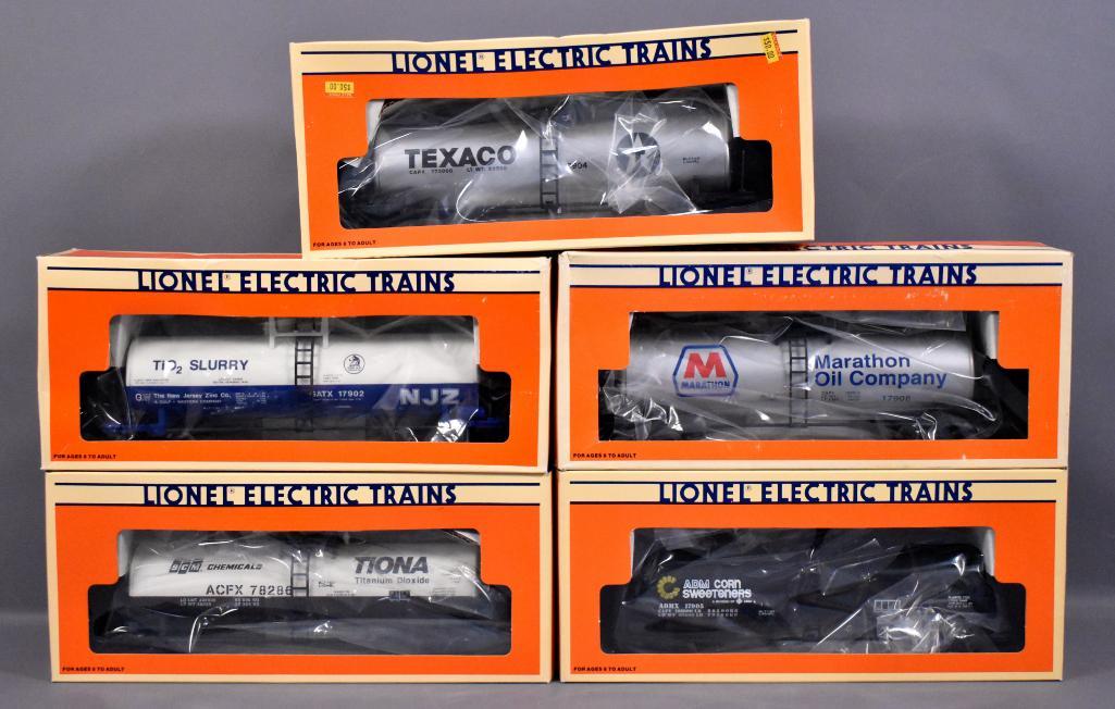 Five Lionel modern era O tank cars in original boxes: Five Lionel modern era O tank cars in original boxes to include 17904 Texaco, 17902 New Jersey Zinc, 17908 Marathon Oil, 17906 SCM and 17905 Archer Daniels Midland, C8-9 in excellent original boxes.