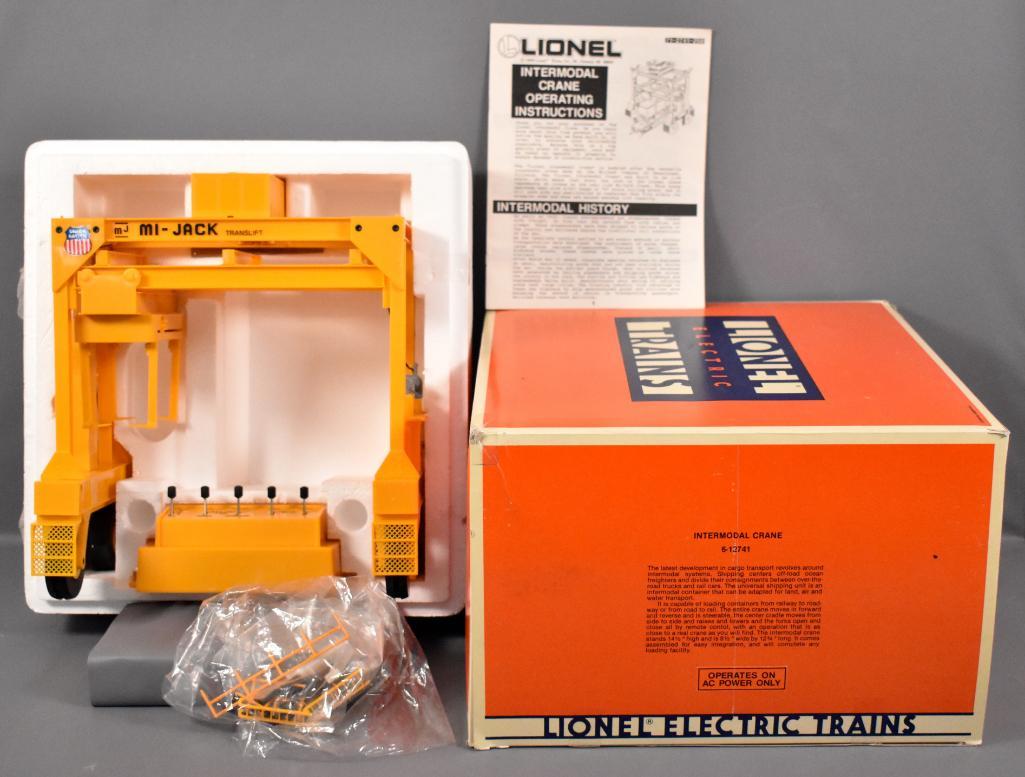 Lionel modern era O 12741 intermodal crane in original (1 of 9)
