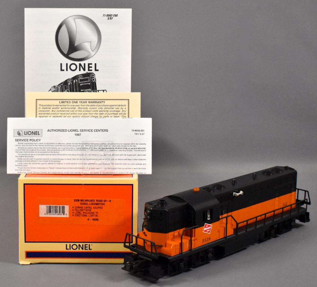 Lionel modern era O 18565 2338 Milwaukee Road GP-9: Lionel modern era O 18565 2338 Milwaukee Road GP-9 diesel locomotive in original box, very light run time and C8+ in an excellent original box and original paperwork.