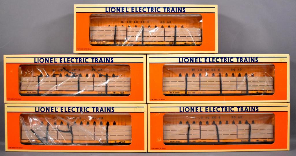 Five Lionel modern era O 16397 Milwaukee Road I-Beam (1 of 4)