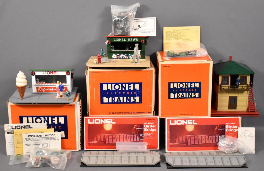 Five Lionel modern era O accessories in original boxes (1 of 6)