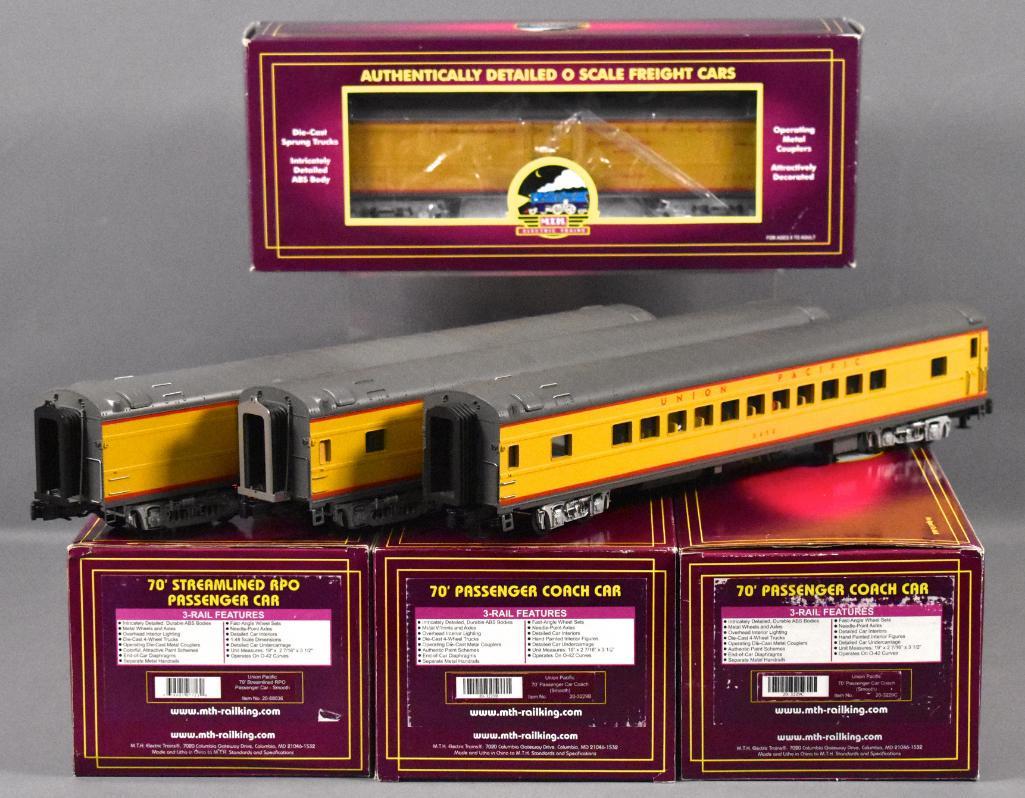 MTH Premier O gauge Union Pacific passenger cars in (1 of 11)