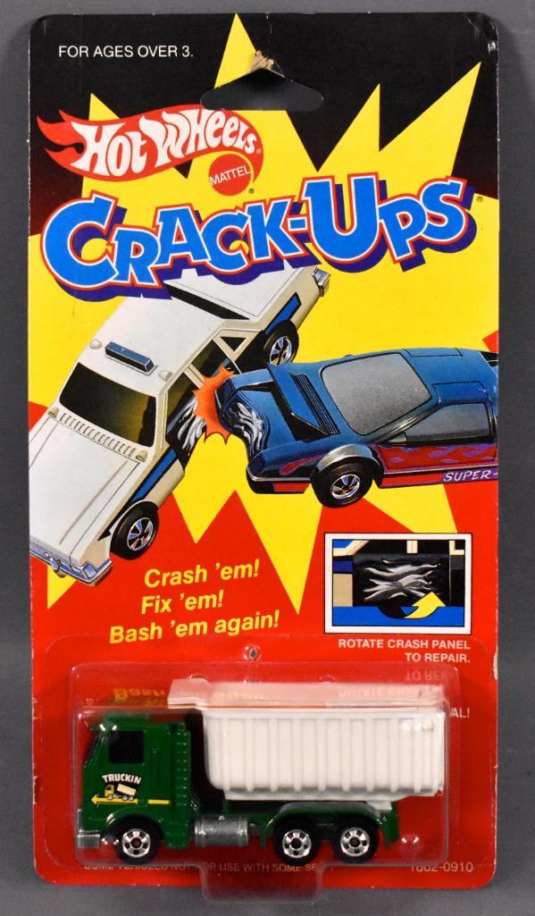 Blackwall Hot Wheels Crack Ups B64:B81Cab Cruncher on: Blackwall Hot Wheels Crack Ups Cab Cruncher on sealed blister card. Car is near mint to mint on sealed blister as seen in the photos