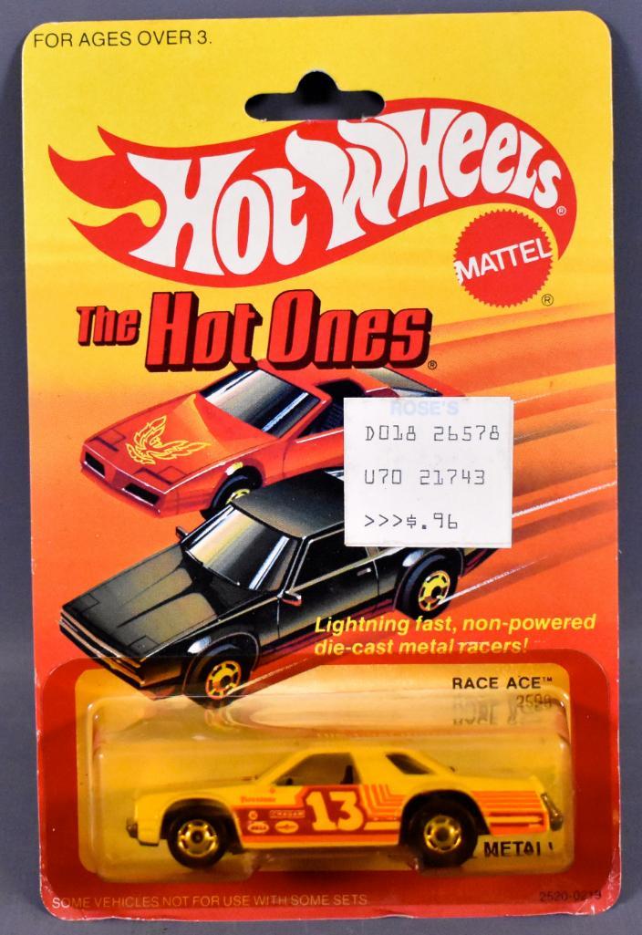 Hot Wheels Hot Ones Race Ace on sealed blister card (1 of 8)