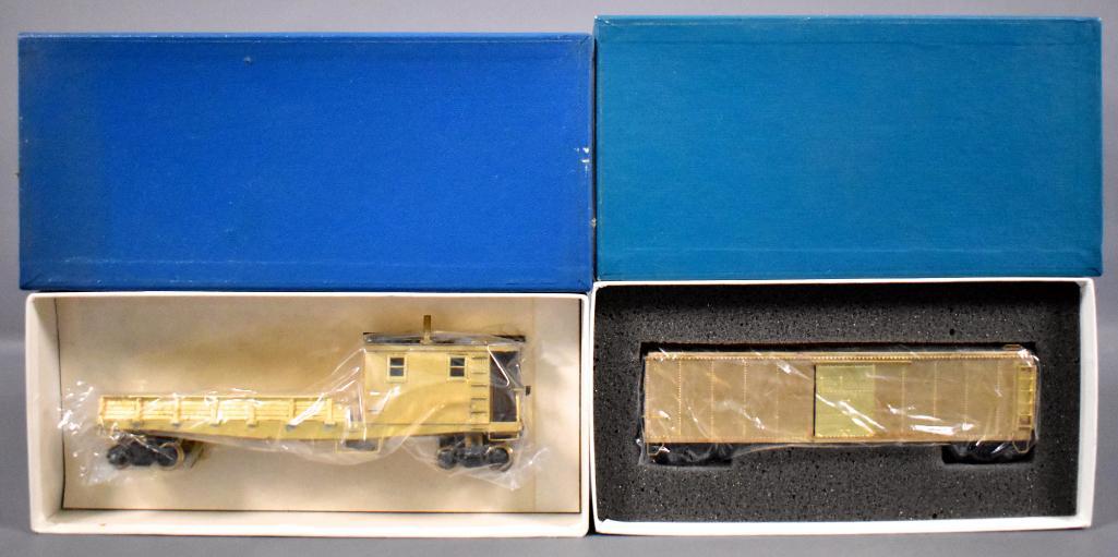 Lambert Associates HO scale brass box car and boom car (1 of 9)