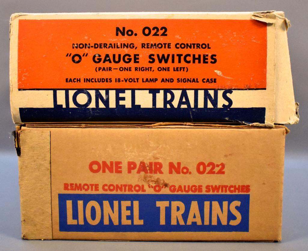 Two pairs of Lionel postwar O 022 switches in original (1 of 8)