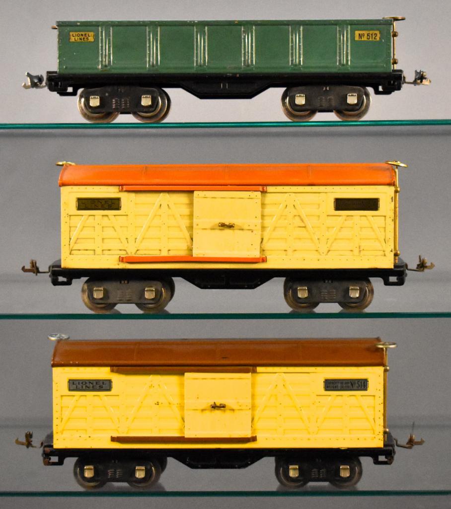 Three Lionel prewar standard gauge freight cars (1 of 6)