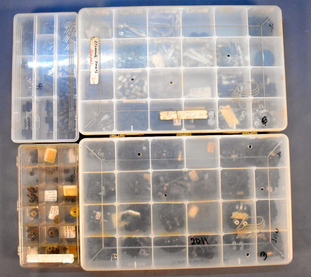 Huge group of Lionel postwar O steam locomotive gears (1 of 5)