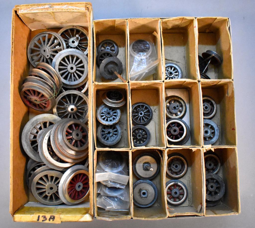 Great group of original and reproduction Lionel prewar: Great group of original and reproduction Lionel prewar standard gauge wheels, some of the originals show fatigue but the vast majority of them are nice and usable.