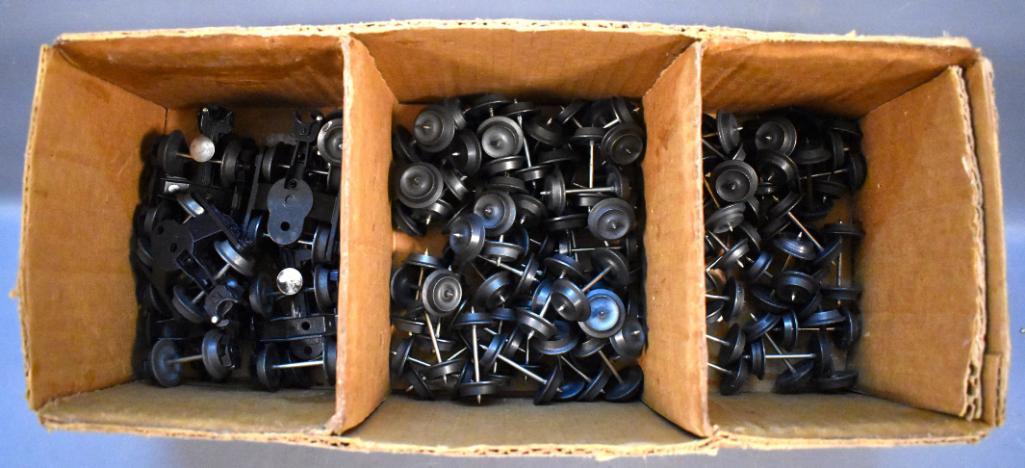 Great group of Lionel Modern era freight trucks and (1 of 4)