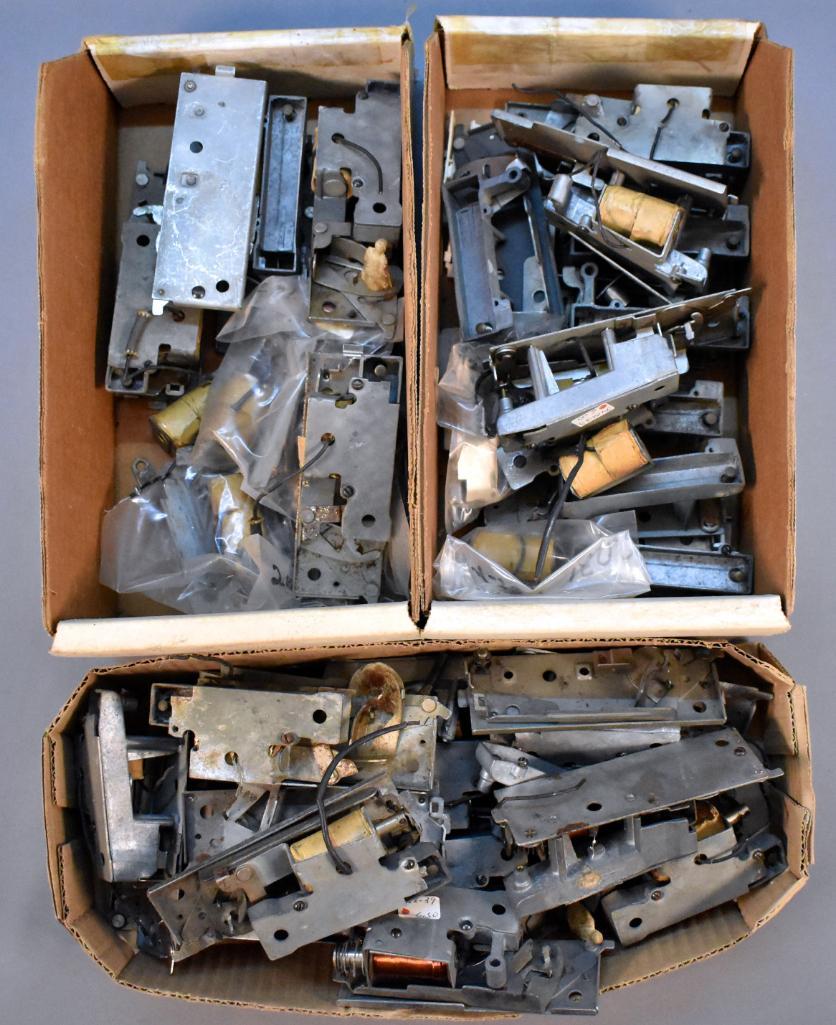 Huge group of Lionel postwar O 3462 3472 and 3482 milk (1 of 4)