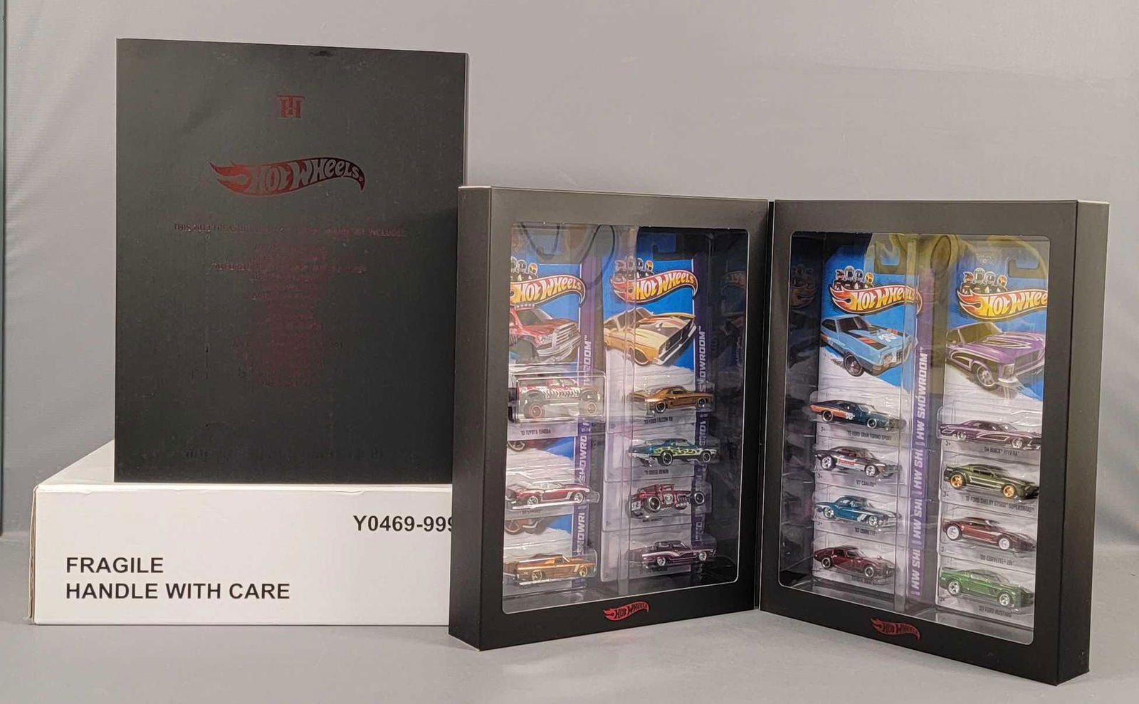 2013 Hot Wheels RLC Treasure Hunt set in original box (1 of 12)