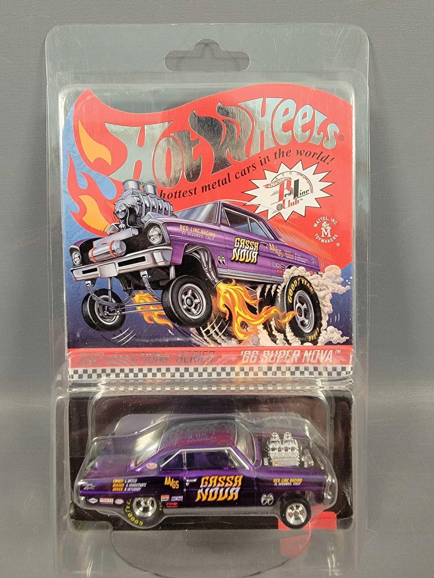 Hot Wheels RLC Redline Club 2017 Selections '66 Super (1 of 7)