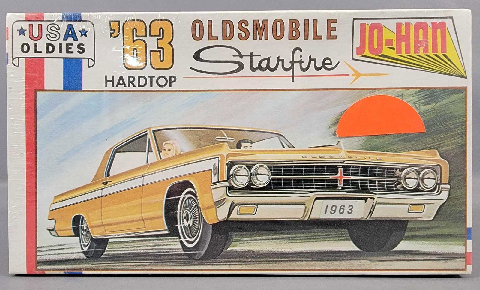 Factory sealed Jo-Han '63 Oldsmobile Starfire hardtop: Factory sealed Jo-Han '63 Oldsmobile Starfire hardtop 1/25 scale model kit, excellent plus original box.