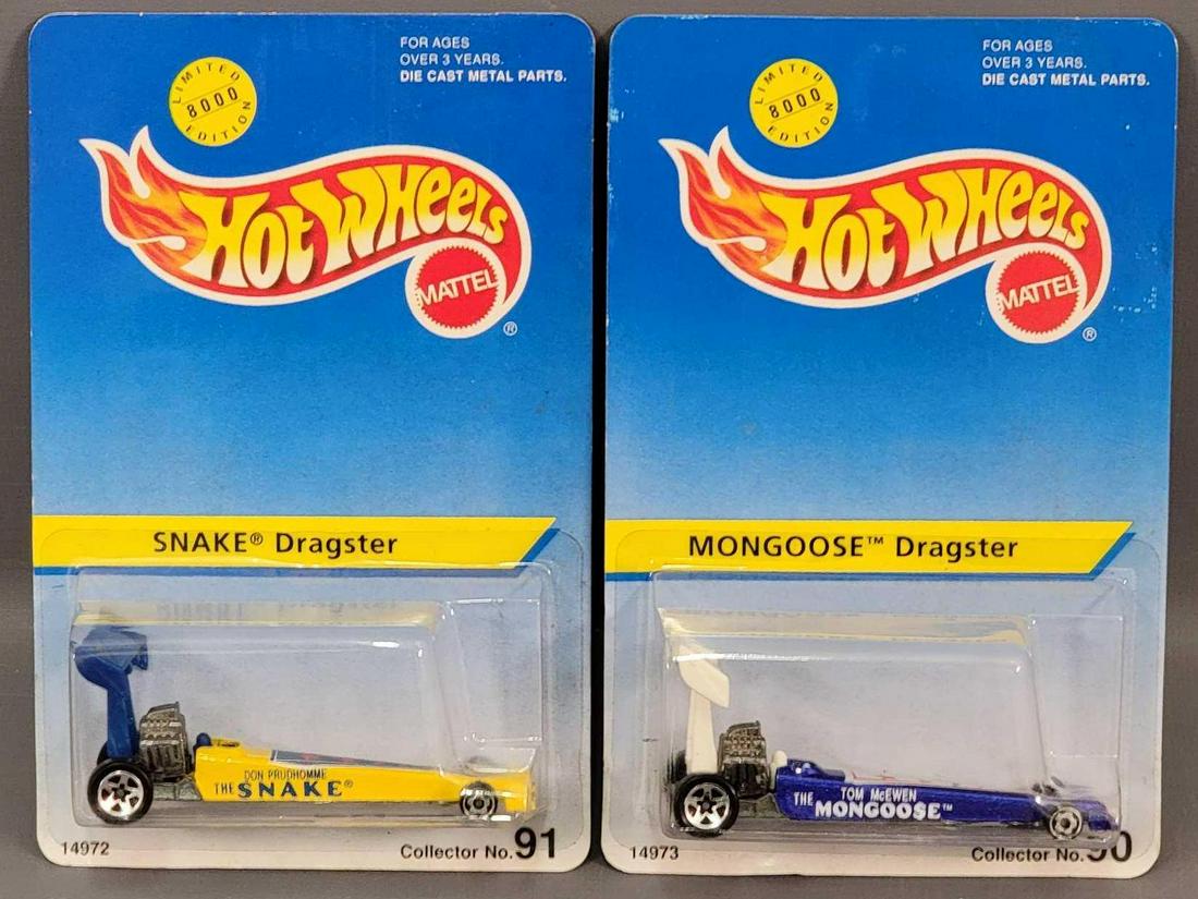 Group of 2 Hot Wheels Snake & Mongoose Dragsters: Group of 2 Hot Wheels Snake & Mongoose Dragsters . Both cars are mint on very good cards. Blister is clean and clear with no cracks and is firmly attached. As seen in the photos.