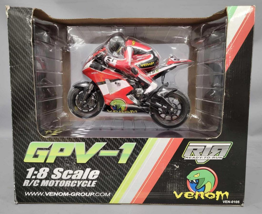 Gpv-1 Remote Control Motorcycle (1 of 6)
