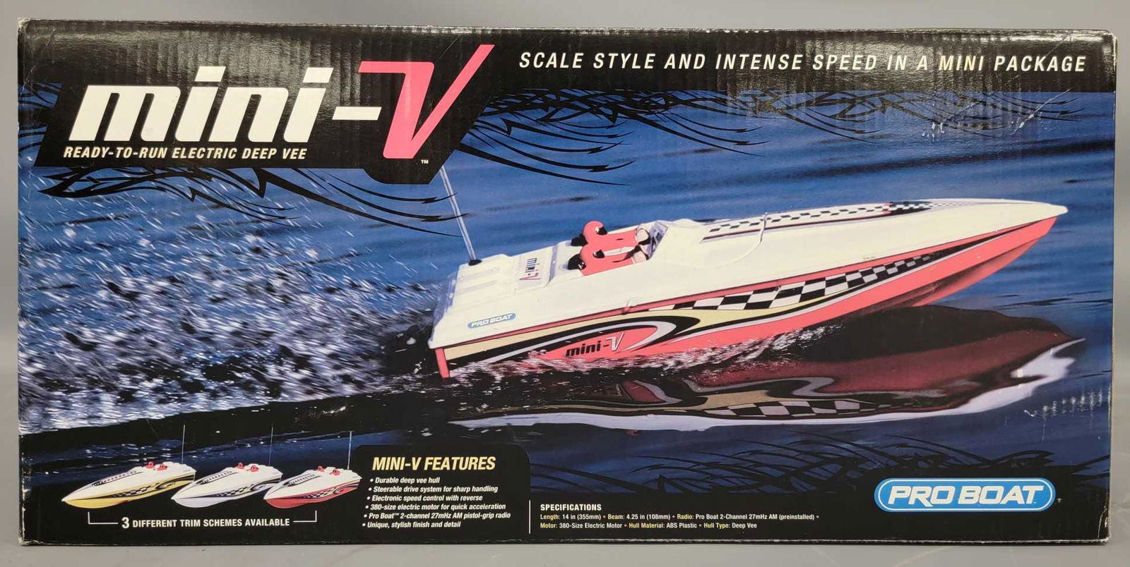 Pro Boat Remote Control Mini-V boat (1 of 6)