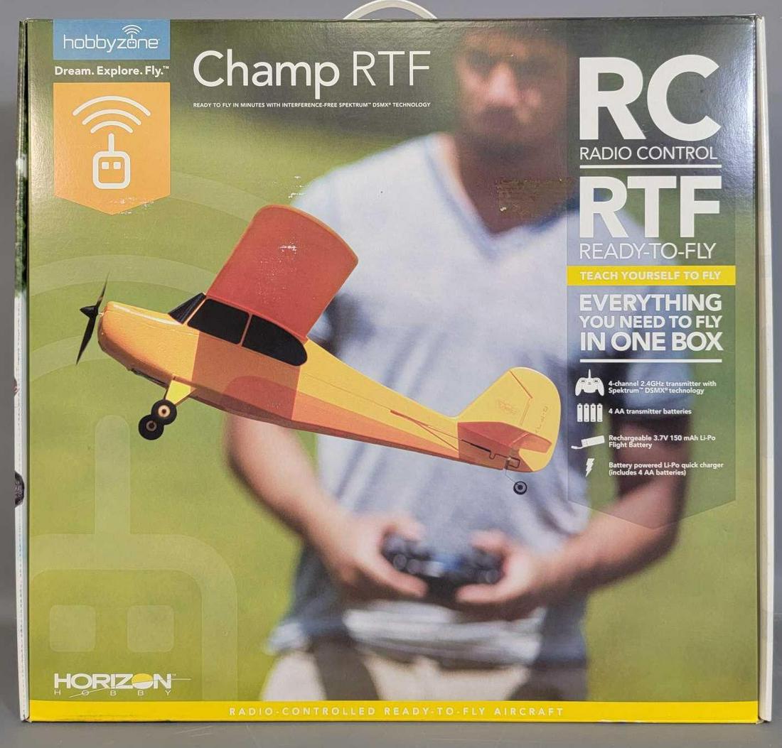 Hobby Zone  Champ REF Remote Control Airplane (1 of 3)
