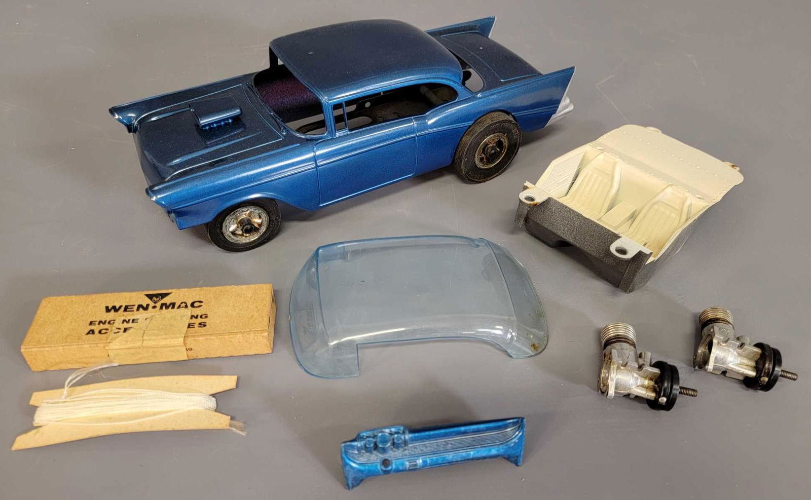 Vintage Wen-Mac 57 Chevy gas powered car (1 of 6)
