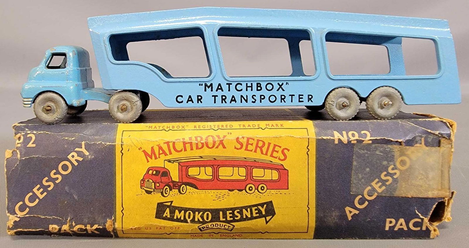 Lesney Matchbox Moko A-2 Accessory Pack Car Transporter (1 of 6)