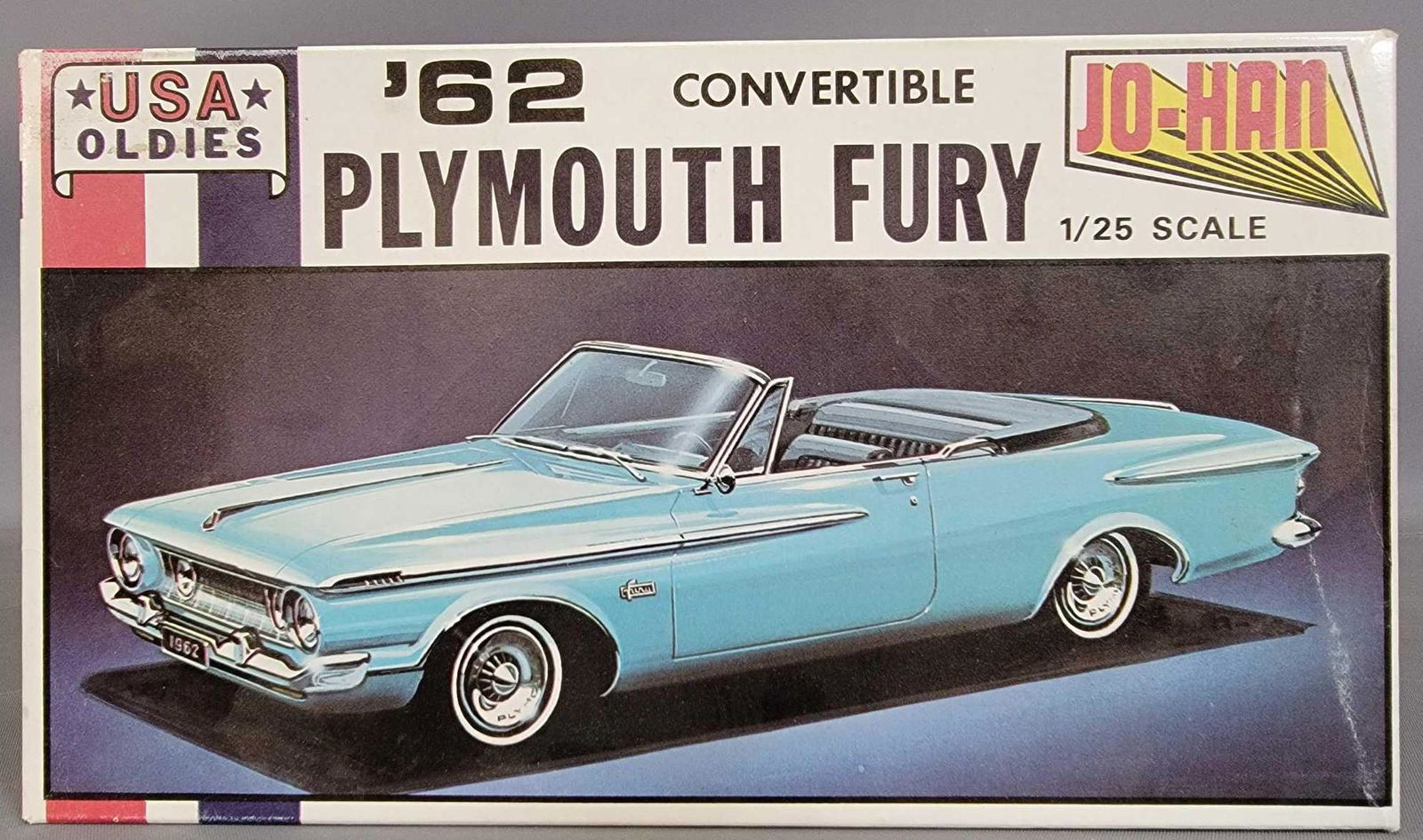 Jo-Han '62 Plymouth Fury Convertible 1:25 scale model (1 of 9)