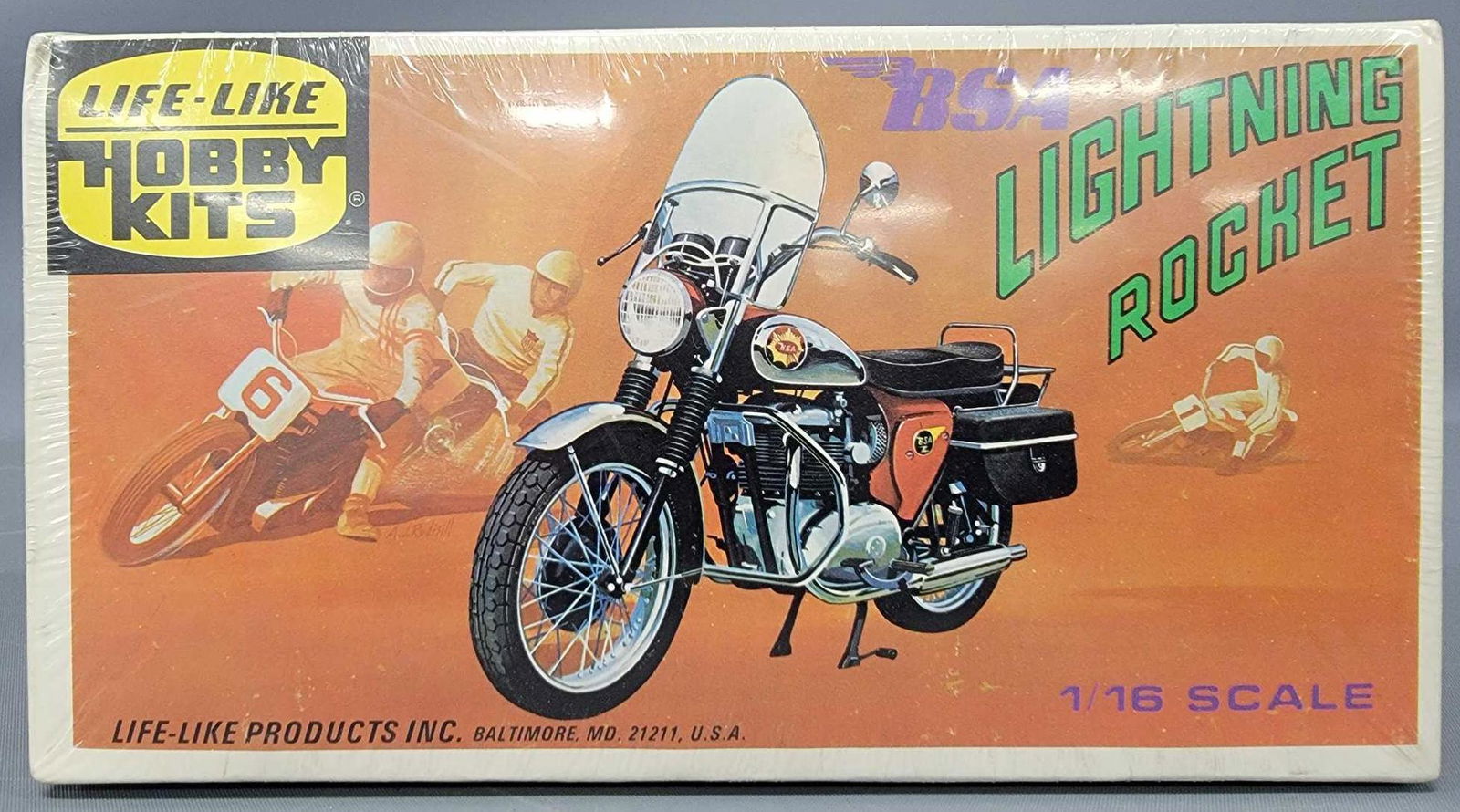 Factory sealed Life Like 1/16 scale BSA Lightning (1 of 5)