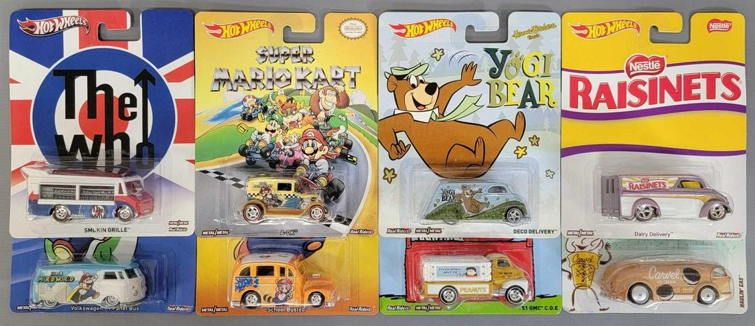 Group of eight 2000's Hot Wheels Real Riders Pop (1 of 5)