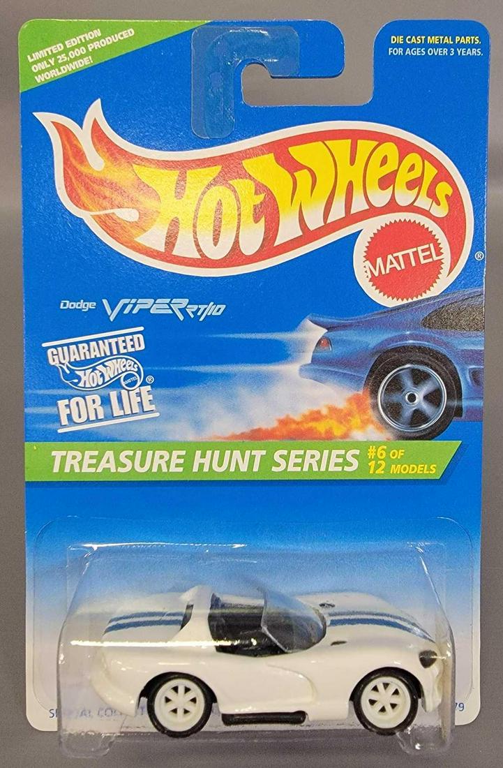 Hot Wheels 1996 Treasure Hunt Dodge Viper RT/10 on (1 of 7)