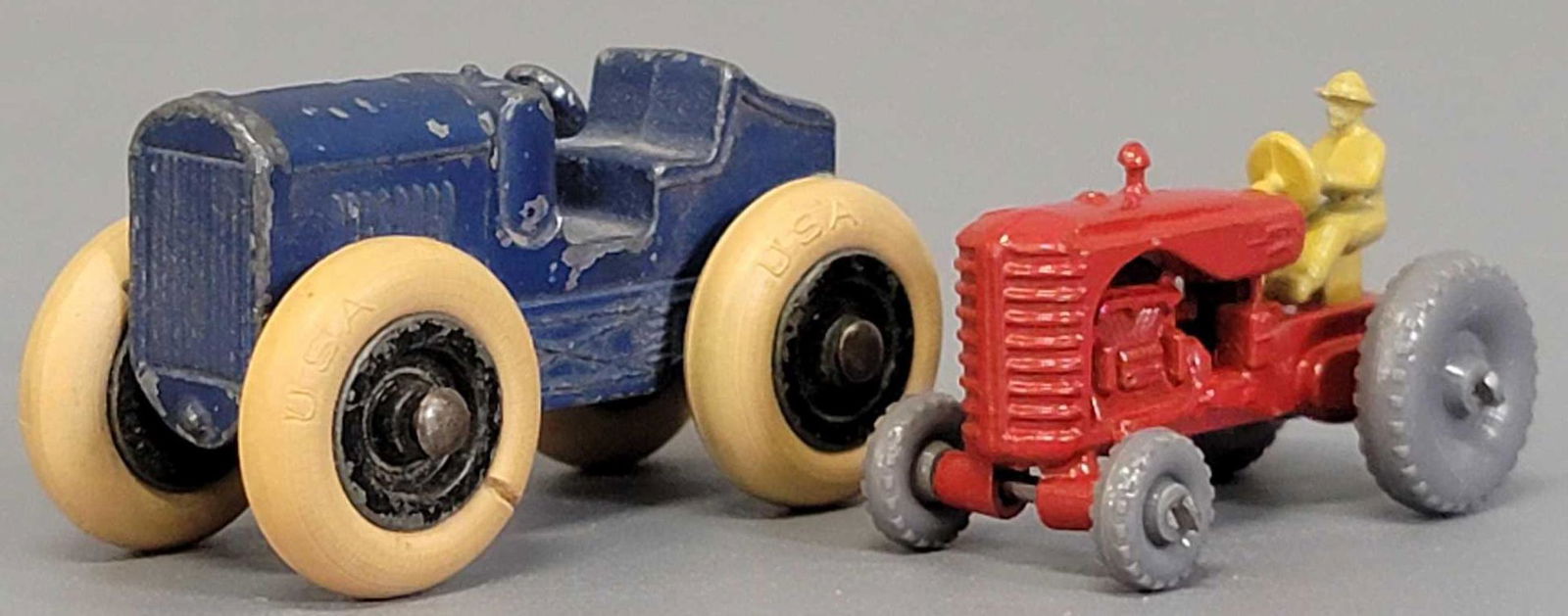 Group of two Matchbox Lesney and Tootsietoy tractors 4 (1 of 7)