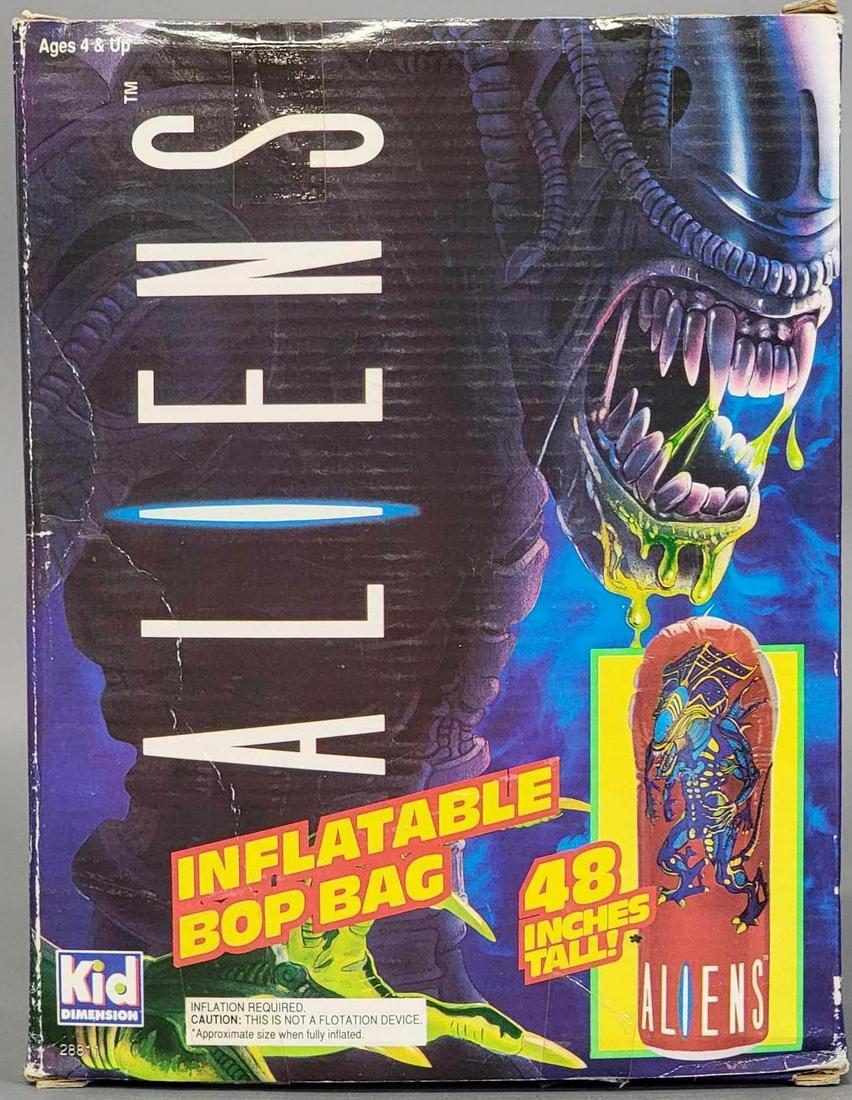 Factory sealed Kid Dimension Aliens Bop Bag in original: Factory sealed Kid Dimension Aliens inflatable Bop Bag in original box, nice shape but does have some edge wear.