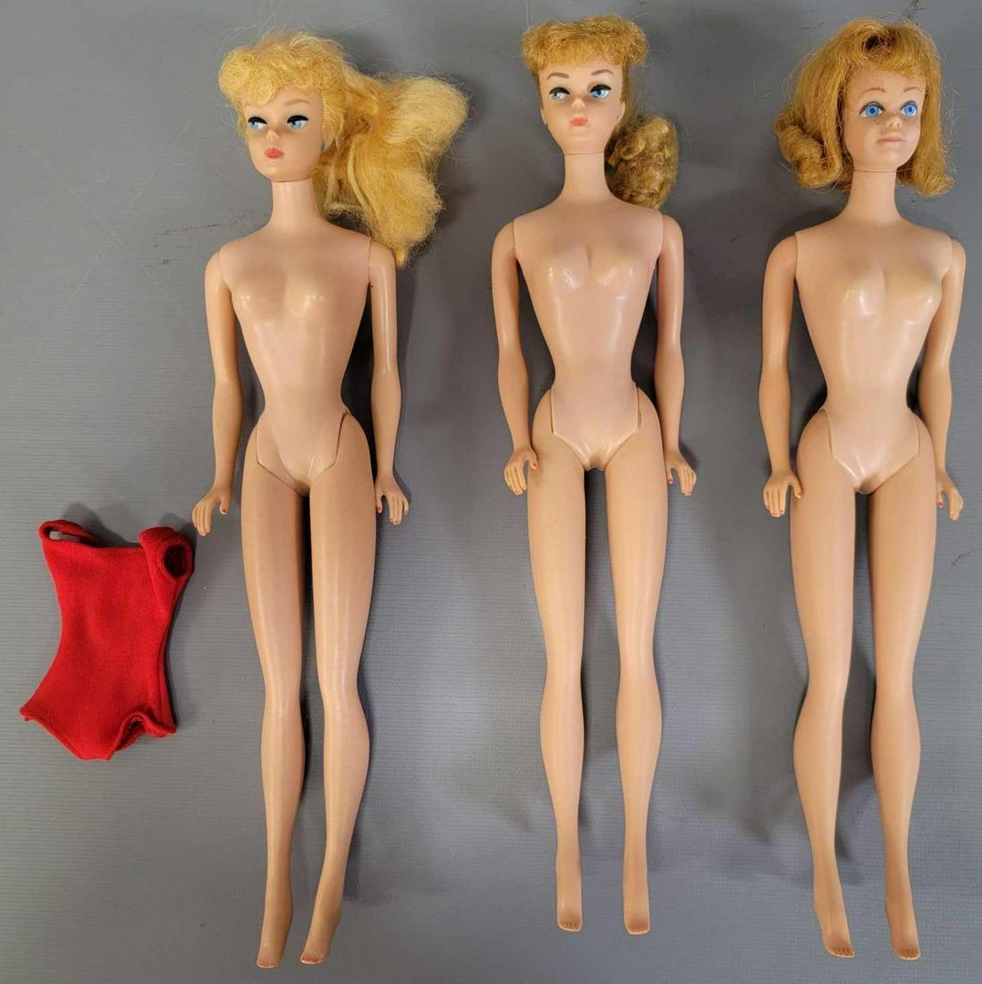 Two Vintage Mattel Barbie blonde ponytail plus Midge (1 of 11)