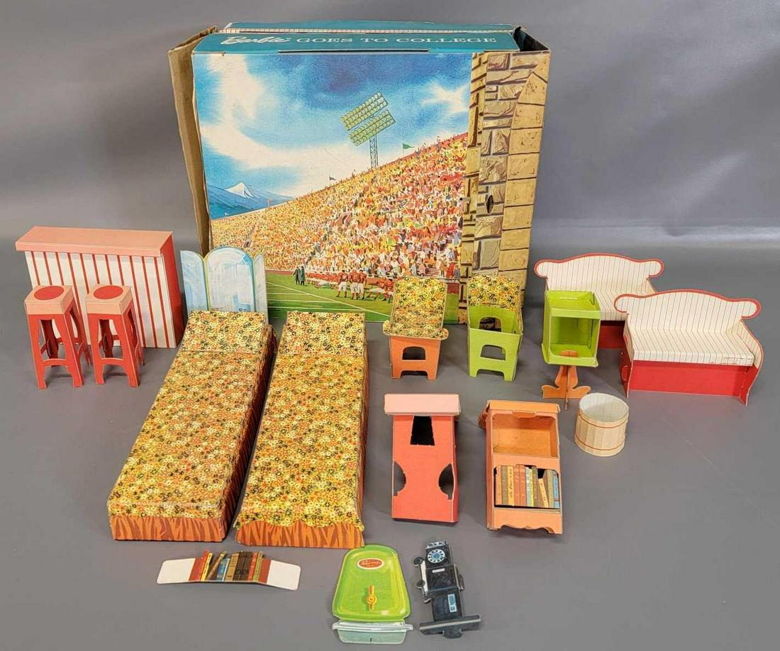 1964 Mattel Barbie Goes to College cardboard playset (1 of 11)