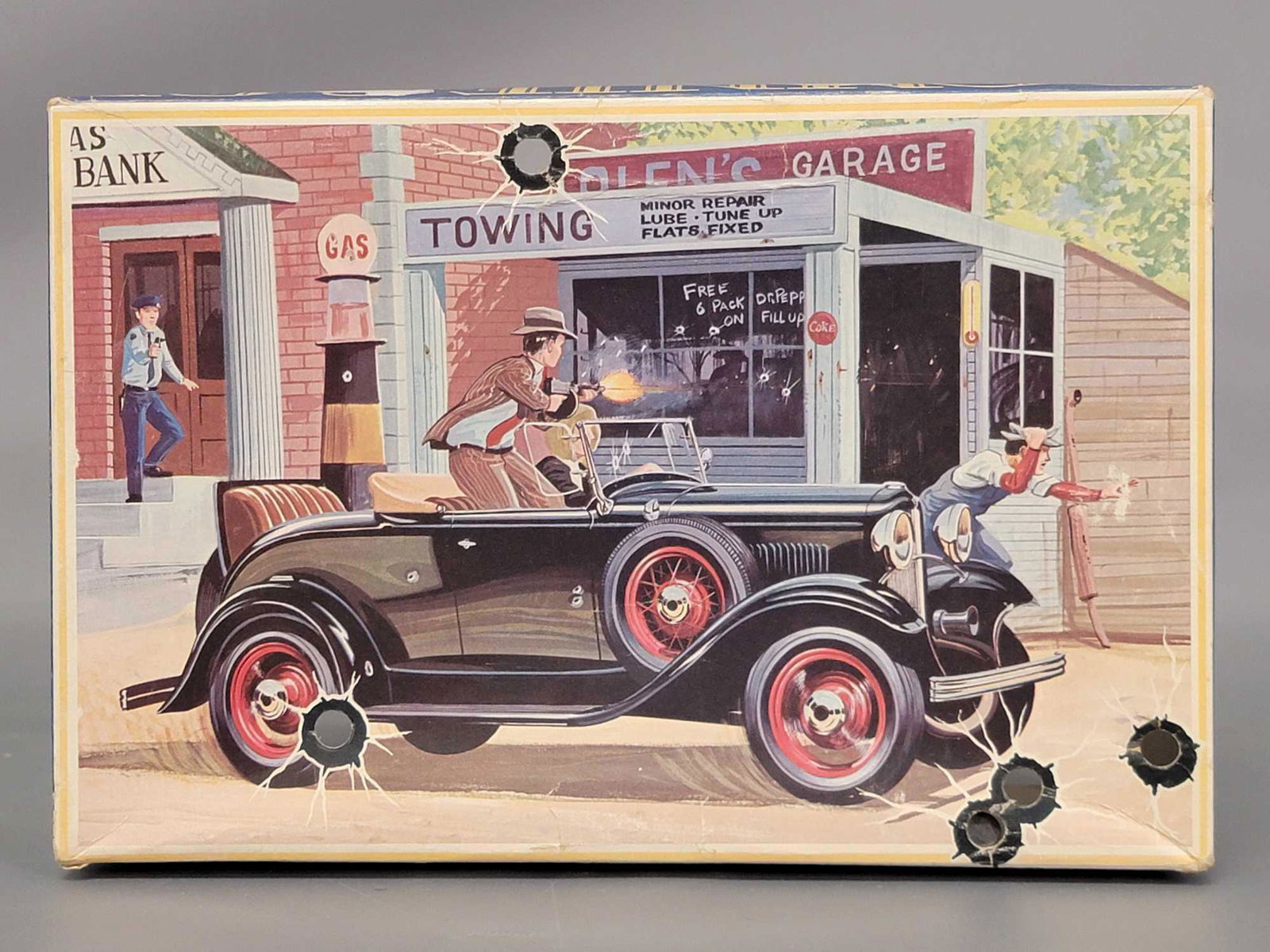 AMT T219-200 1932 Ford Roadster in original box (1 of 8)