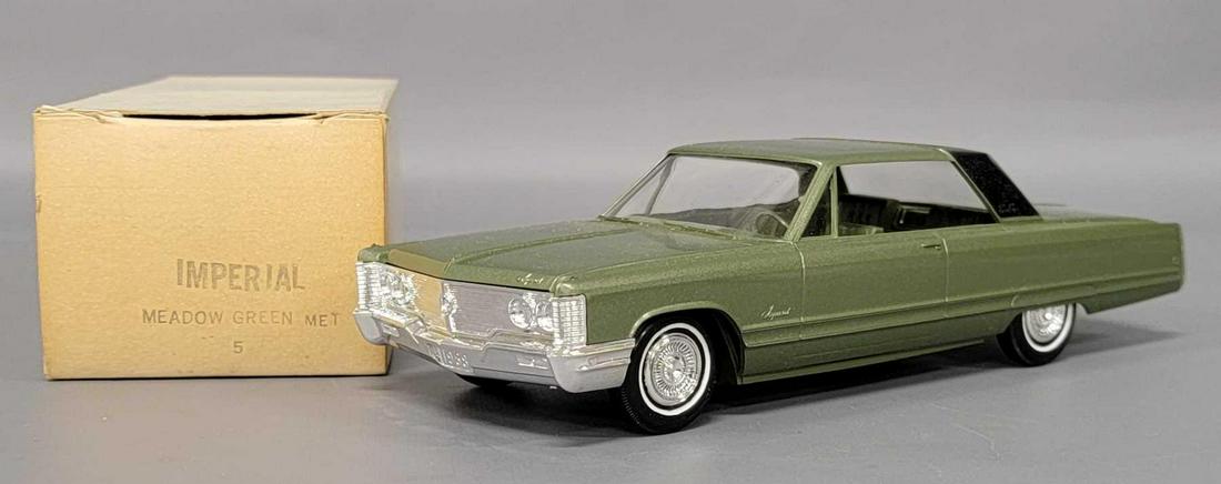 1968 Chrysler Imperial in Metallic Meadow Green with (1 of 7)