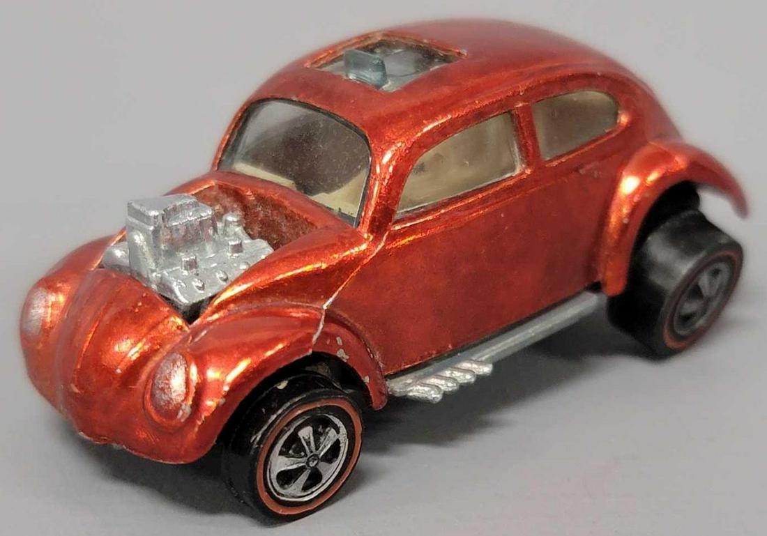 Hot Wheels Redline US red Custom Volkswagen with white (1 of 7)