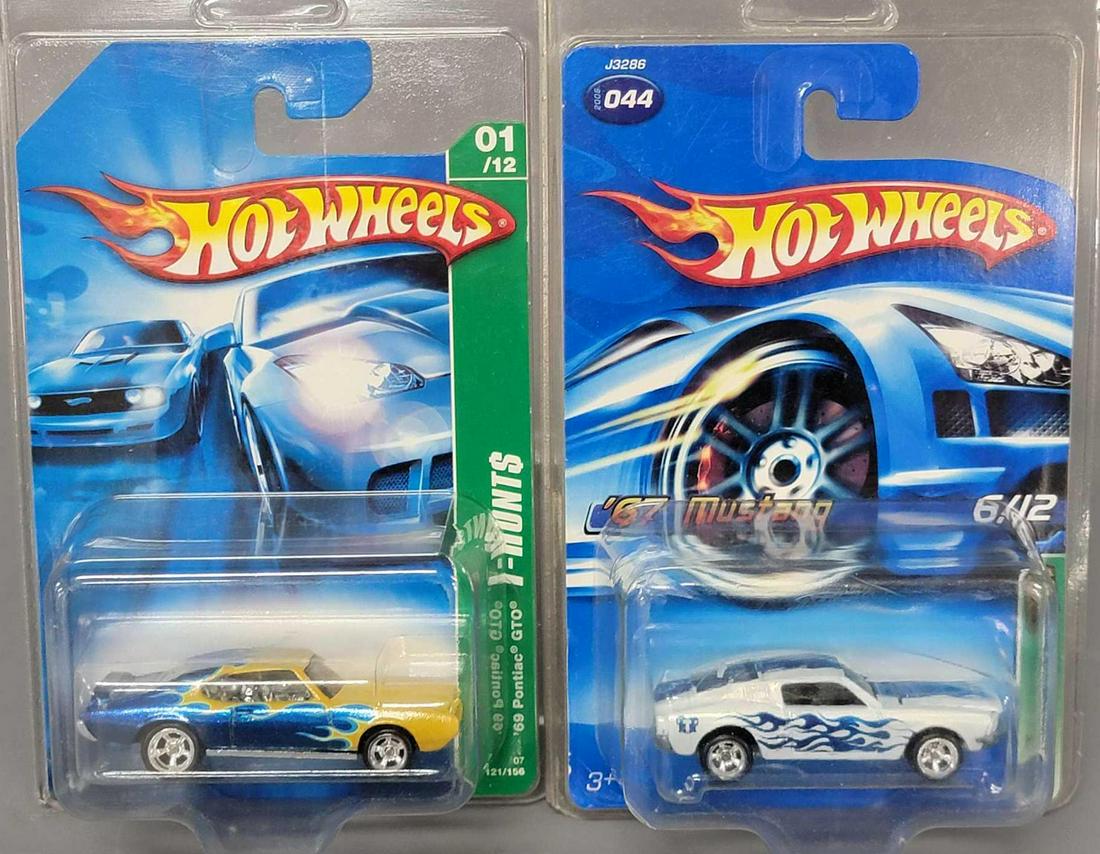 Group of two Hot Wheels Treasure Hunts 69 GTO and 67 (1 of 4)