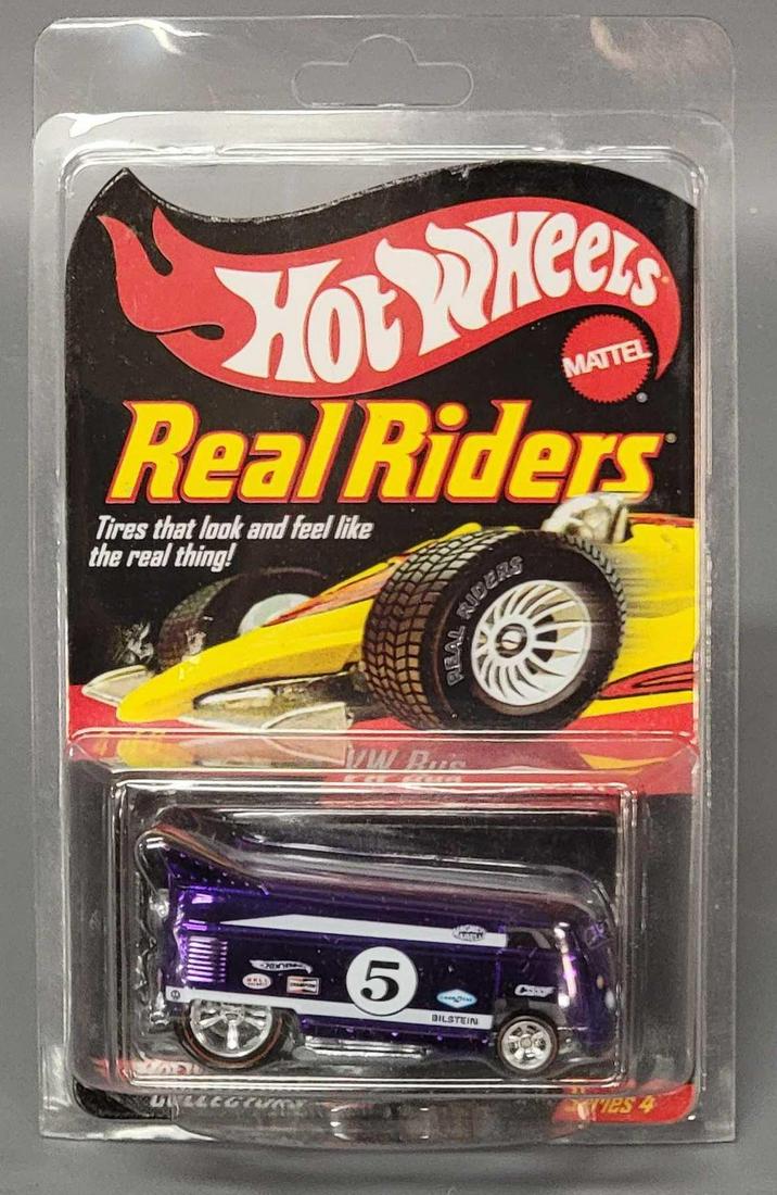 Hot Wheels Collectors.com Real Riders Purple VOLKSWAGEN: Hot Wheels Collectors.com Real Riders Purple VOLKSWAGEN Drag Bus 7285/11000. Bus is mint, card is excellent plus.