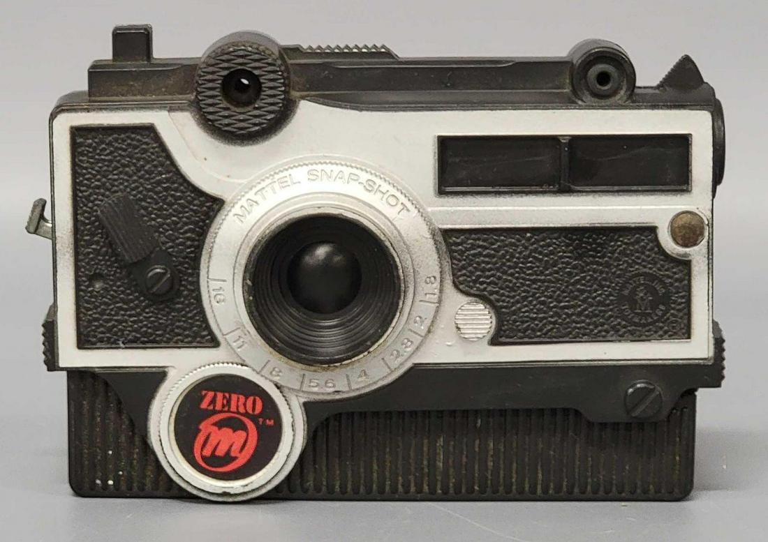 Mattel Agent Zero M Snap-Shot secret agent spy, cap gun: Mattel Agent Zero M Snap-Shot secret agent spy, cap gun with normal cap corrosion on striker parts. Otherwise a nice clean gun with little play wear.