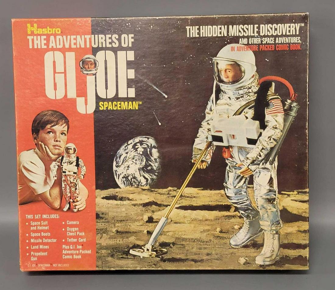 Vintage Hasbro The Adventures of GI Joe Spaceman w/Joe,: Vintage Hasbro The Adventures of GI Joe Spaceman with Talking Joe and accessories in original box, 7952. Patent Number body has typical stresses and cracks, and talks nicely. Soft head. Uniform doesn&
