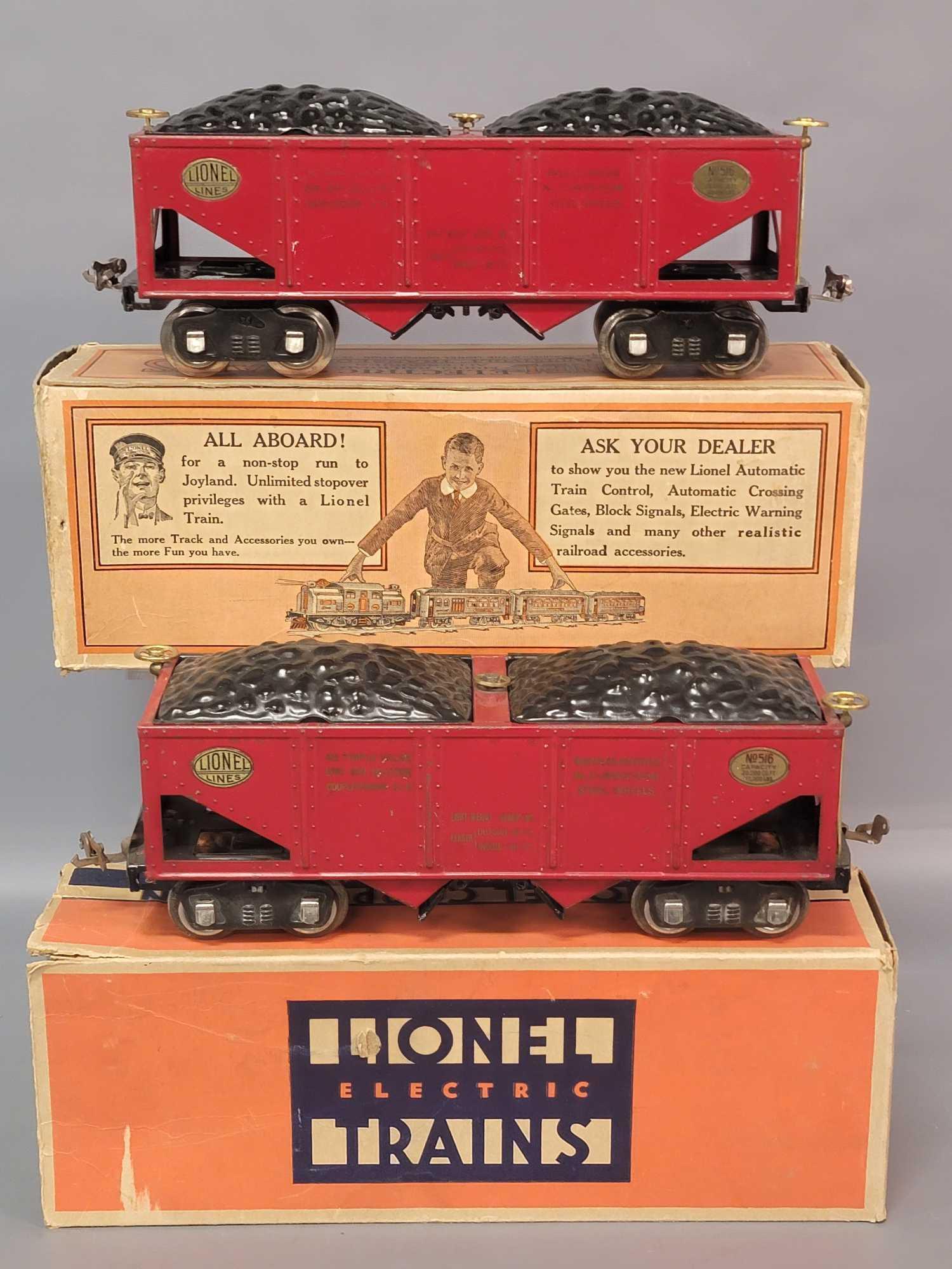 Prewar Lionel Standard Gauge 516 red hoppers with data: Prewar Lionel Standard Gauge 516 red hoppers with data lines for Coal Train, super nice stronger C6. Brass plates and trim, nickel journals. Boxes have missing flaps, clean and bright, fairly square a