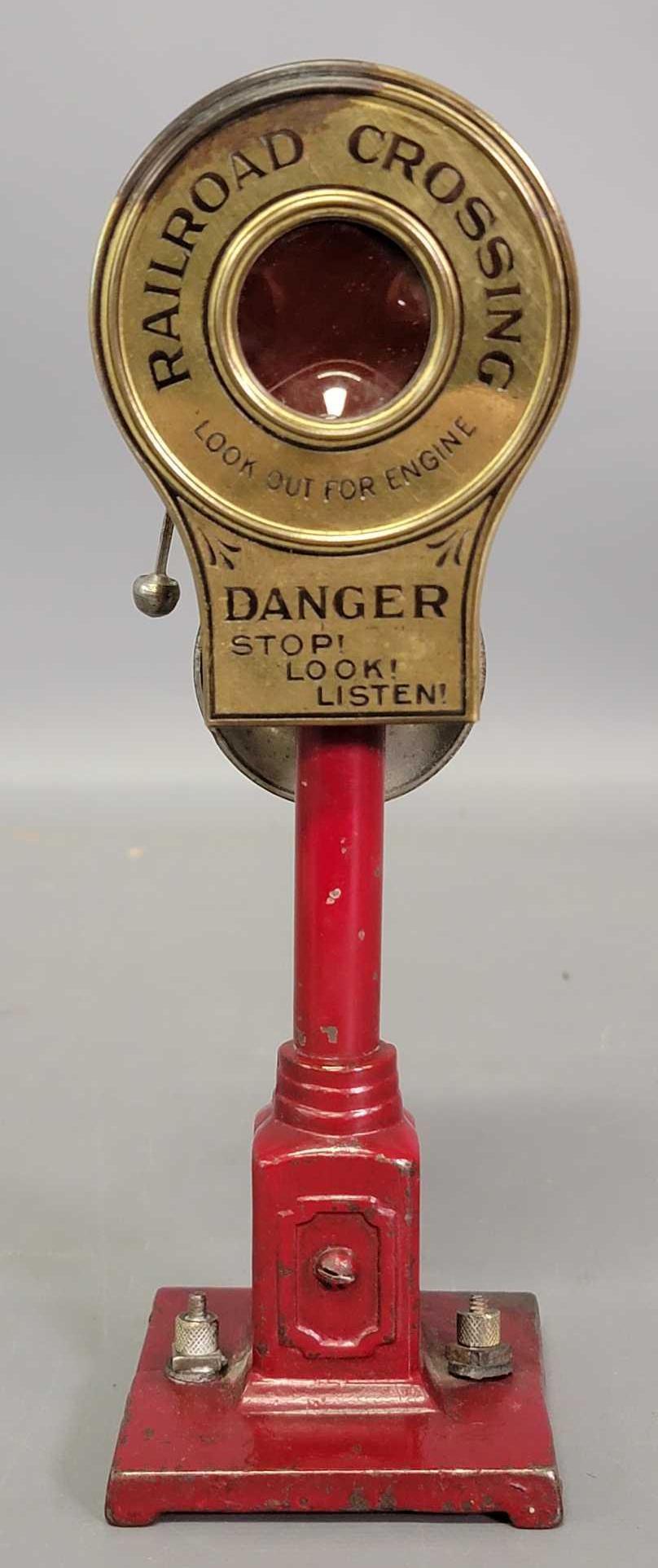 Scarce Ives RED prewar 333 crossing signal (1 of 6)