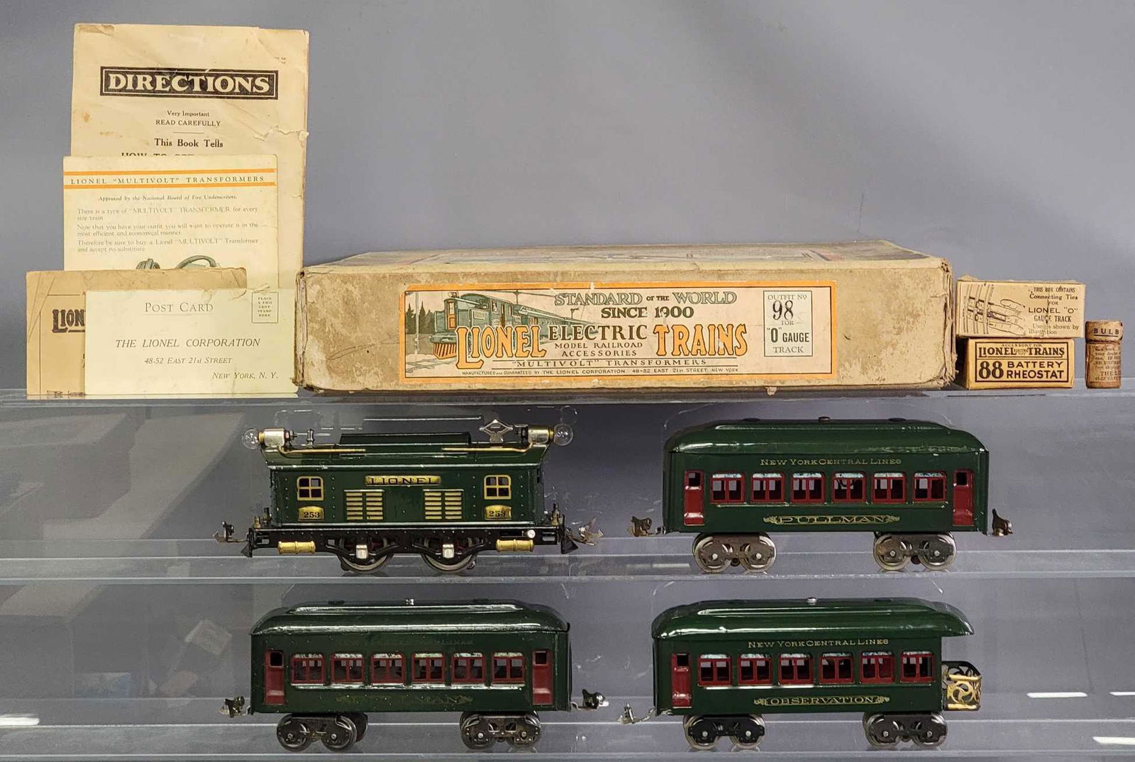 Boxed Lionel prewar O gauge 98 dark green electric (1 of 11)