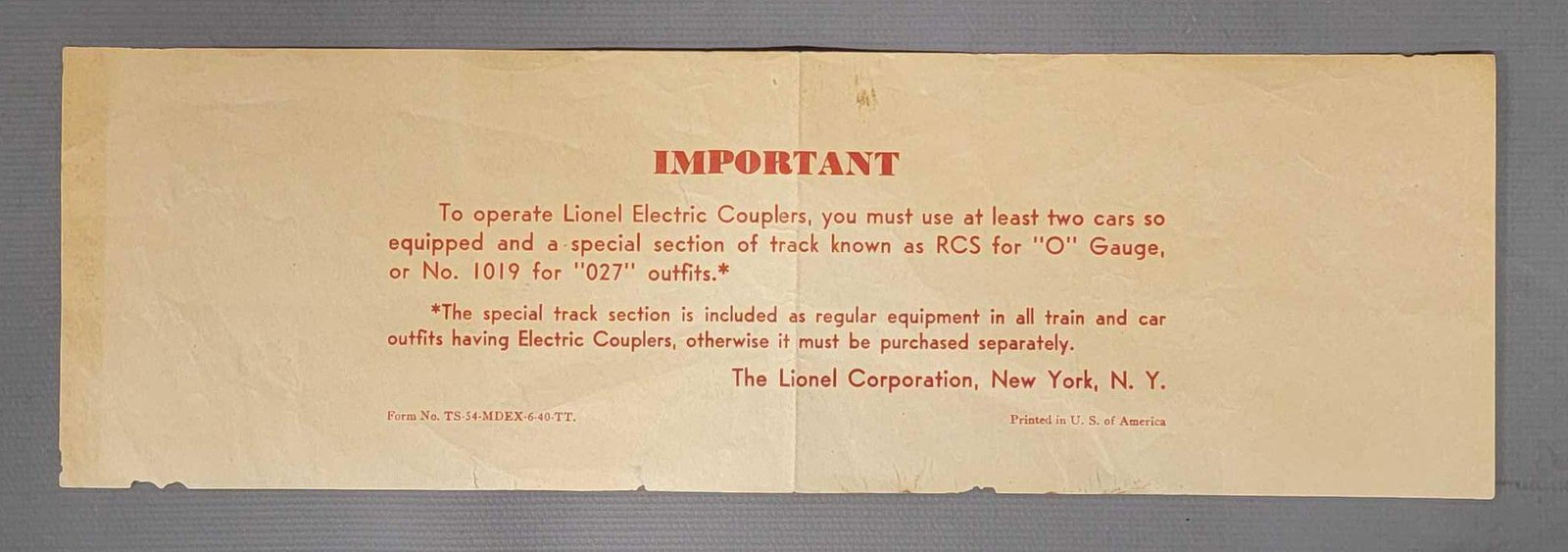 Scarce Lionel prewar O gauge electric coupler: Scarce Lionel prewar O gauge electric coupler announcement from 1940, Form No, TS-54-MDEX-6-40-TT, excellent condition as seen in the photos.