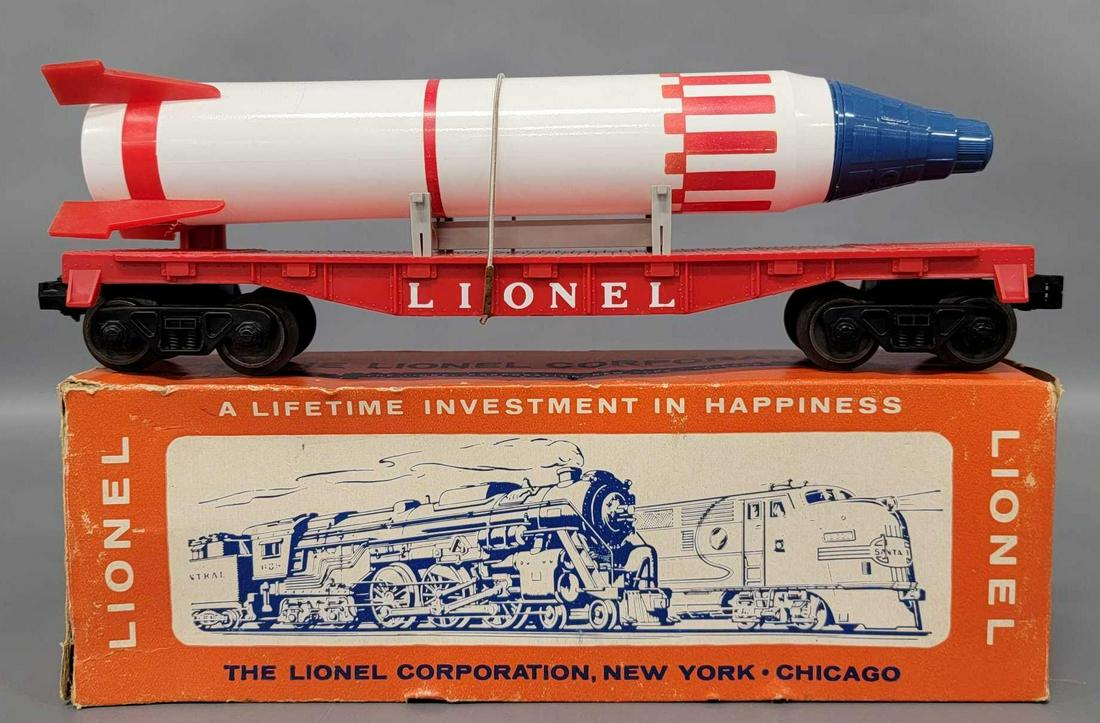 Unrun Lionel postwar O 6407 flat car with original (1 of 6)