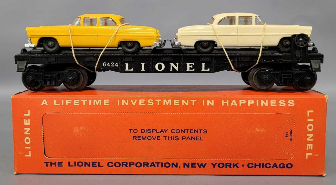 Unrun Lionel postwar O 6424-110 automobile flat car in (1 of 6)