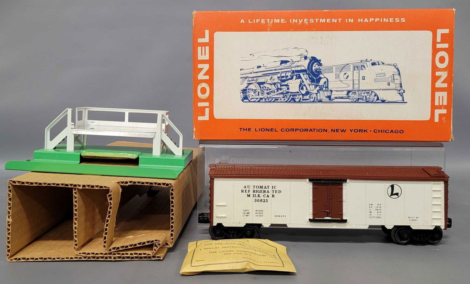 High grade Lionel postwar O 3662 operating milk car set (1 of 7)