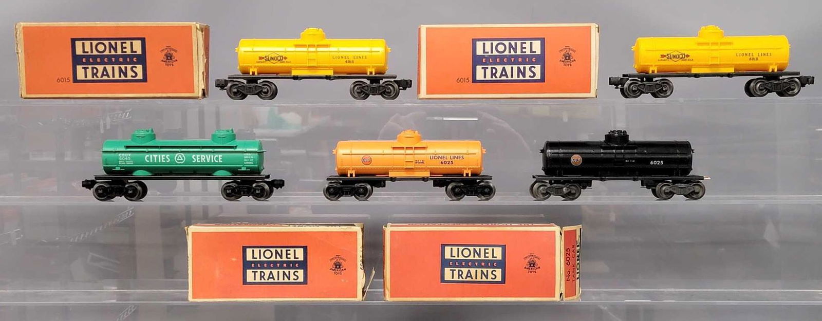 Five Lionel postwar O tank cars with four original (1 of 6)
